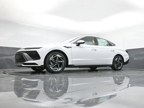 New 2026 Hyundai Sonata SEL FWD image 37