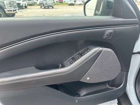Used 2024 Ford Mustang Mach-E Premium AWD/4WD image 33