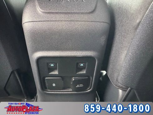 Used 2024 Ford Bronco Badlands image 37