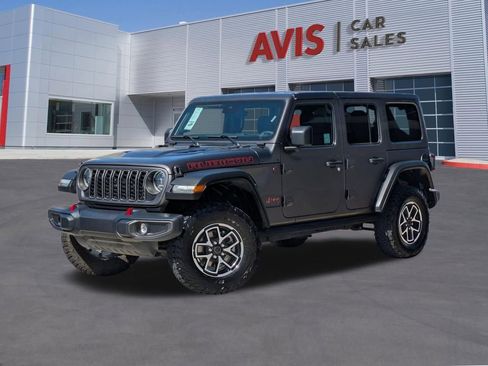Used 2025 Jeep Wrangler Unlimited Rubicon AWD/4WD image 1