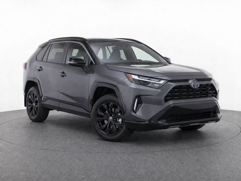 Certified 2024 Toyota RAV4 XSE w/ Advanced Technology Package AWD/4WD image 4
