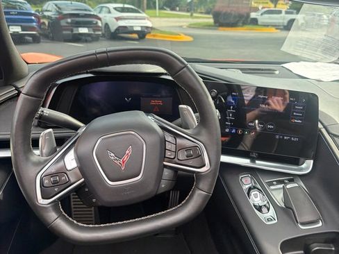 Used 2022 Chevrolet Corvette Stingray Preferred Conv w/ Battery Protection Package RWD image 16