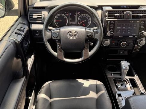 Used 2023 Toyota 4Runner TRD Off-Road Premium AWD/4WD image 30