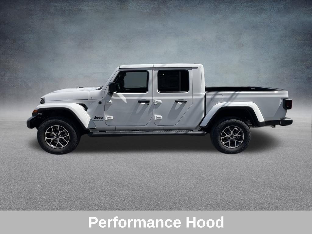 New 2026 Jeep Gladiator Sport AWD/4WD image 7