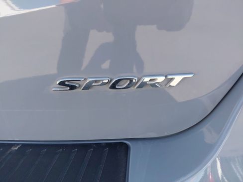 Used 2023 Honda Odyssey Sport image 13