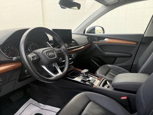 Used 2021 Audi Q5 2.0T Premium w/ Convenience Package image 11