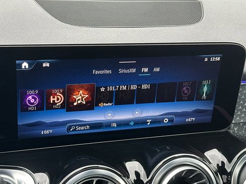 Certified 2025 Mercedes-Benz GLB 250 image 18