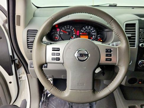 Used 2019 Nissan Frontier SV w/ Value Truck Package RWD image 13