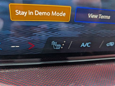 New 2026 Chevrolet Traverse Z71 w/ Enhanced Driving Package image 29