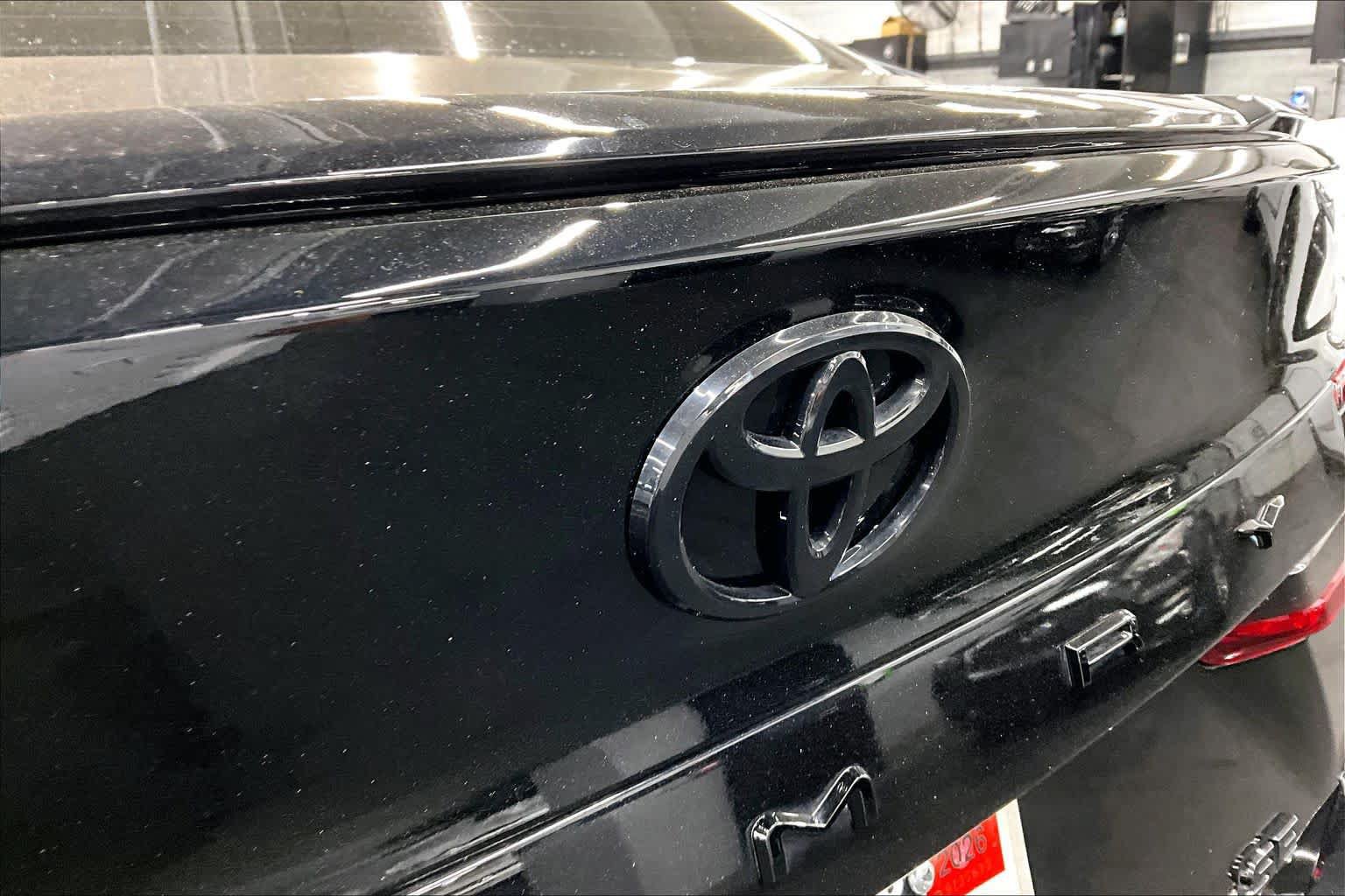 Used 2026 Toyota Camry SE FWD image 30