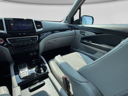 Used 2017 Honda Pilot Elite image 27