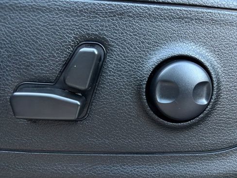 Used 2022 RAM 1500 Big Horn image 12