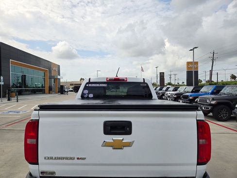 Used 2018 Chevrolet Colorado W/T RWD image 4