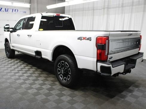 Used 2024 Ford F250 Platinum AWD/4WD image 7