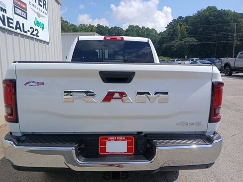 New 2026 RAM 2500 Tradesman AWD/4WD image 4
