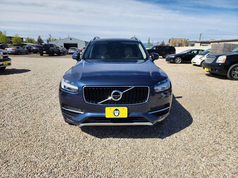 Used 2018 Volvo XC90 T5 Momentum w/ Convenience Package image 2