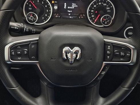 New 2026 RAM 1500 Express AWD/4WD image 22