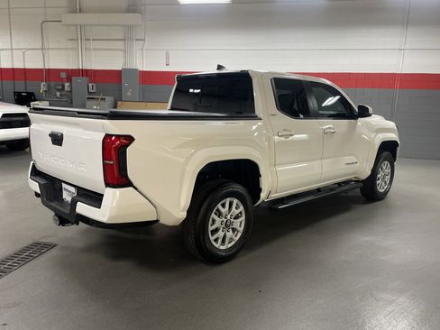 Certified 2024 Toyota Tacoma SR5 image 10