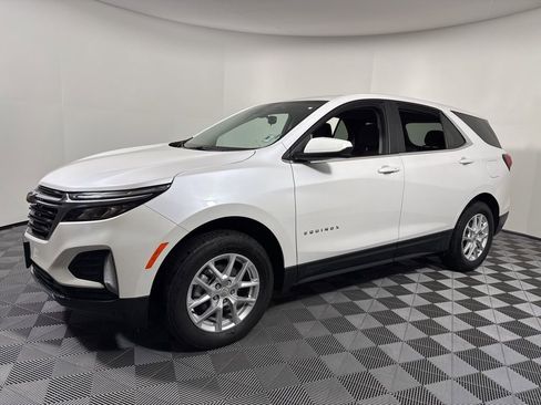 Used 2024 Chevrolet Equinox LT image 13