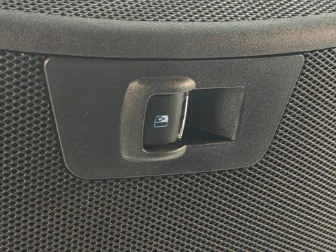 Used 2016 Ford F150 XLT w/ Equipment Group 302A Luxury AWD/4WD image 13