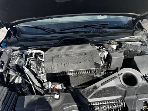 Used 2025 Honda Pilot Black Edition image 39