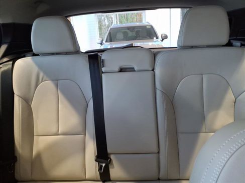 New 2026 Volvo XC40 B4 Plus w/ Protection Package Premier image 20