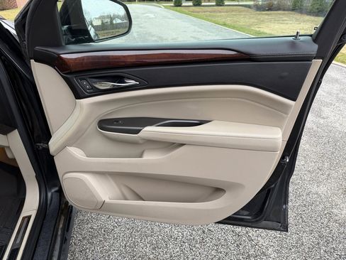 Used 2012 Cadillac SRX Premium image 29