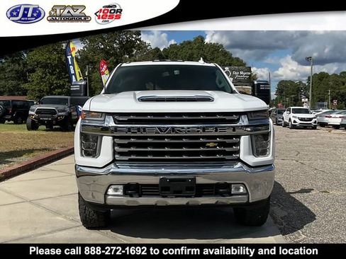 Used 2020 Chevrolet Silverado 2500 LTZ w/ LTZ Convenience Package image 2