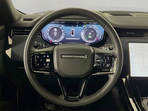 Used 2024 Land Rover Range Rover Sport Autobiography image 11