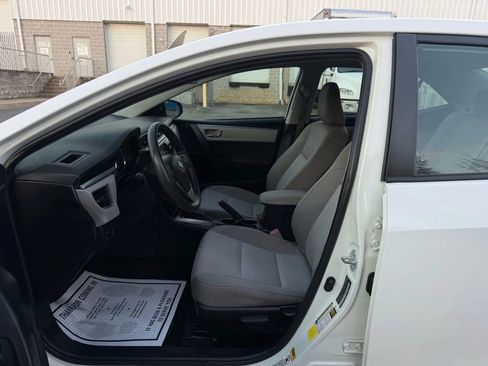 Used 2016 Toyota Corolla LE image 13