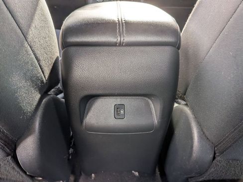Used 2024 Nissan Sentra SV FWD image 34