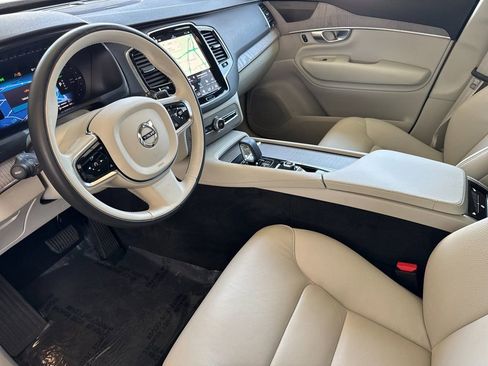 Certified 2024 Volvo XC90 T8 Plus w/ Protection Package Premier AWD/4WD image 9