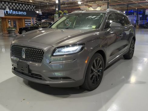 Used 2023 Lincoln Nautilus Reserve w/ Monochromatic Package AWD/4WD image 1