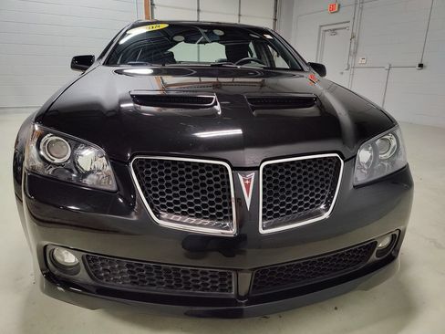 Used 2008 Pontiac G8 GT w/ Premium Package RWD image 3