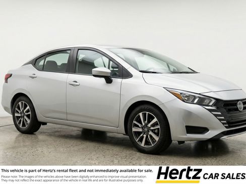 Used 2025 Nissan Versa SV FWD image 1