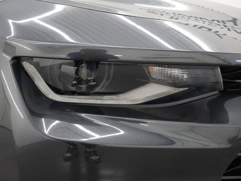 Used 2017 Chevrolet Camaro ZL1 image 19