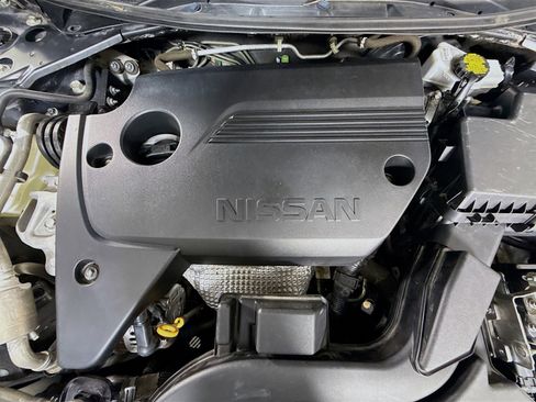 Used 2018 Nissan Altima 2.5 SR image 39