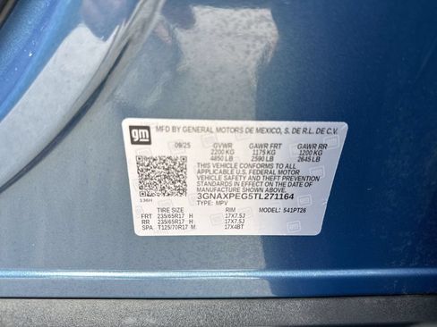 Used 2026 Chevrolet Equinox LT AWD/4WD image 32