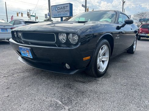 Used 2009 Dodge Challenger R/T image 7