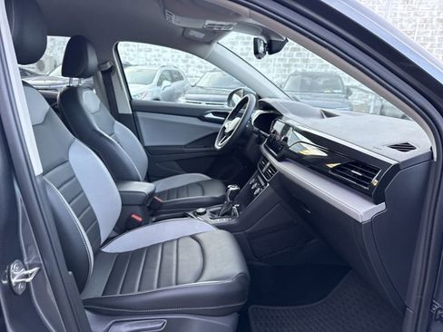 Certified 2022 Volkswagen Taos SEL image 26