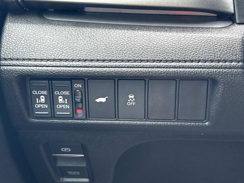 Used 2025 Honda Odyssey Sport-L image 39
