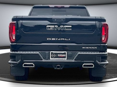 Used 2022 GMC Sierra 1500 Denali Ultimate AWD/4WD image 5