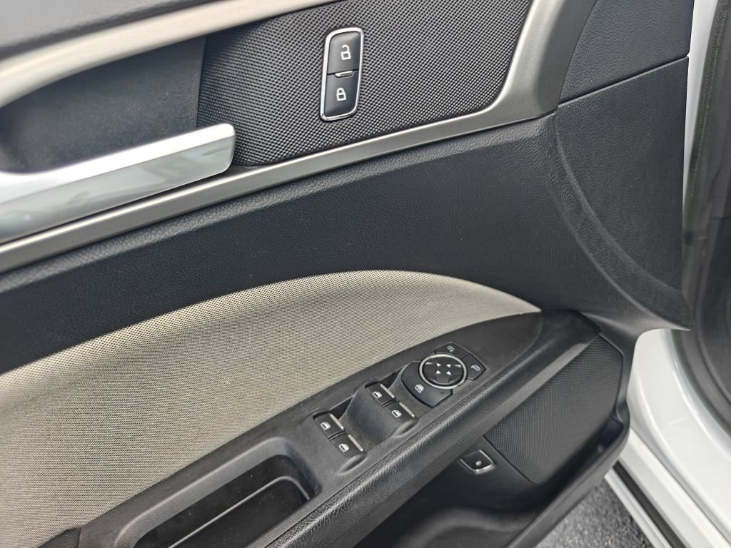 Used 2018 Ford Fusion S FWD image 15