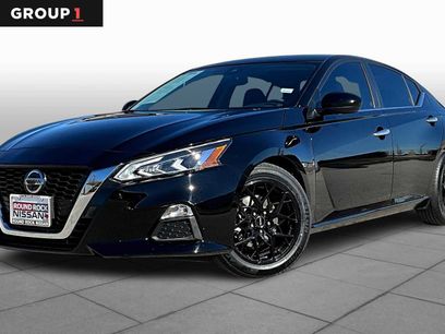 Certified 2022 Nissan Altima 2.5 SV