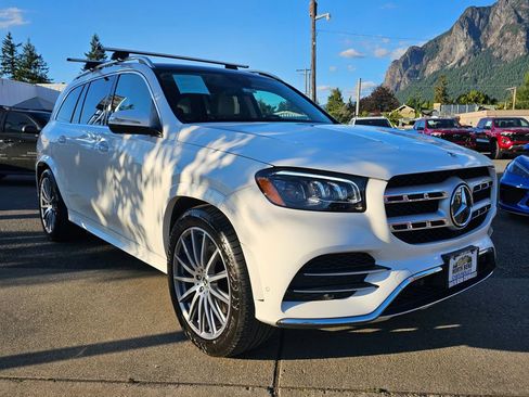Used 2022 Mercedes-Benz GLS 450 4MATIC image 3