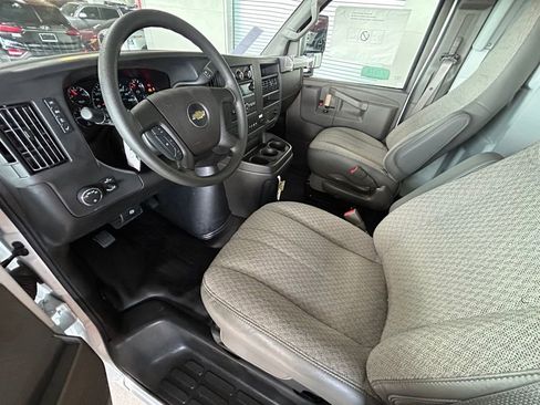 New 2025 Chevrolet Express 3500 w/ Power Convenience Package image 30