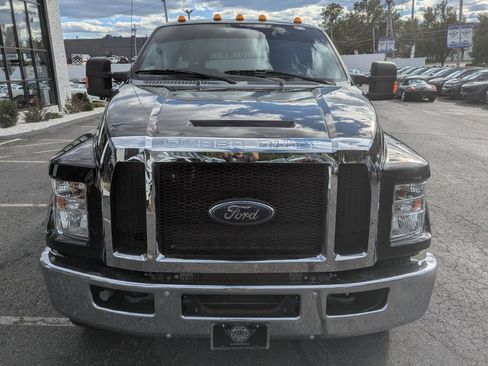 Used 2019 Ford F650 2WD SuperCab Super Duty image 3