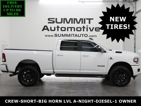 Used 2022 RAM 2500 Big Horn w/ Night Edition AWD/4WD image 1