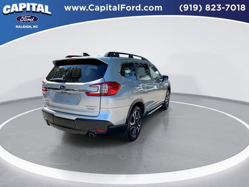 Used 2023 Subaru Ascent Limited w/ Technology Package AWD/4WD image 9