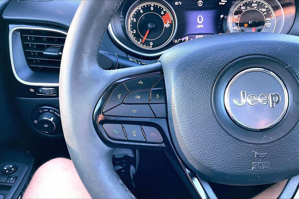 Used 2023 Jeep Cherokee Altitude Lux AWD/4WD image 17